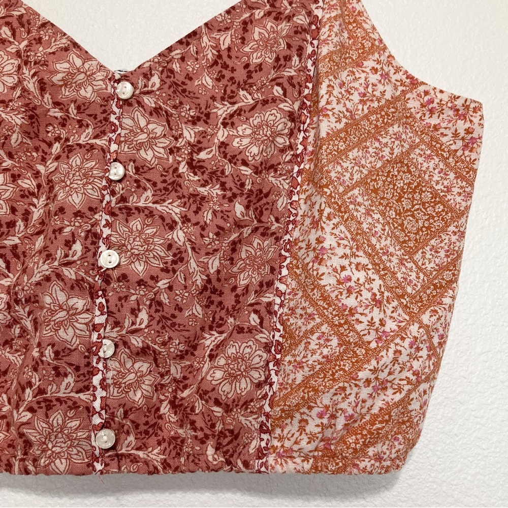NWOT American Eagle Outfitters Floral Crop Top - Picture 3 of 3